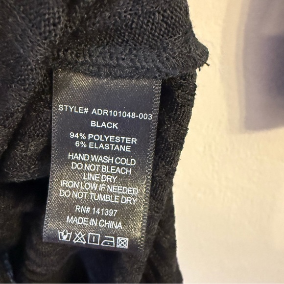 ASTR The Label Knit Midi Dress Black Long Sleeve Scoop Neck Slit NEW Size Small - Picture 8 of 11